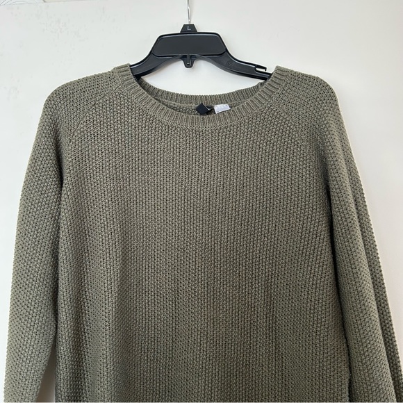 H&M Divided Textured Pullover Sweater - Picture 2 of 11